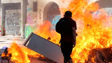 Вечер с Владимиром Соловьевым. Американская полиция не может встать с колен. (Эфир от 07.06.2020)